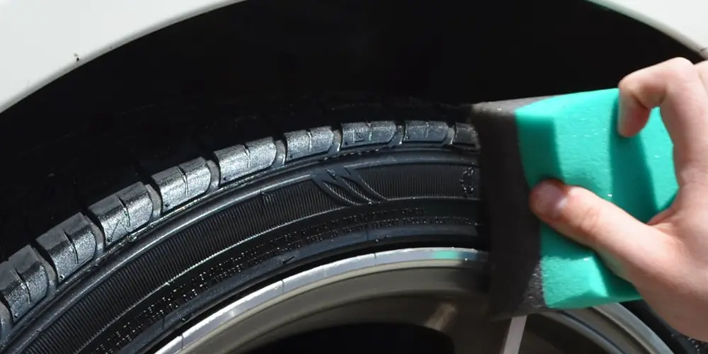 1705918579 How long does the gloss from SYBON Tire Shine last and how often should it be reapplied