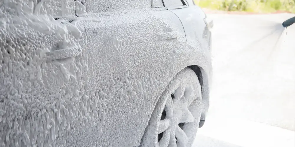 1706170888 What precautions should be taken when using the 2L Pressure Washer Foam Cannon